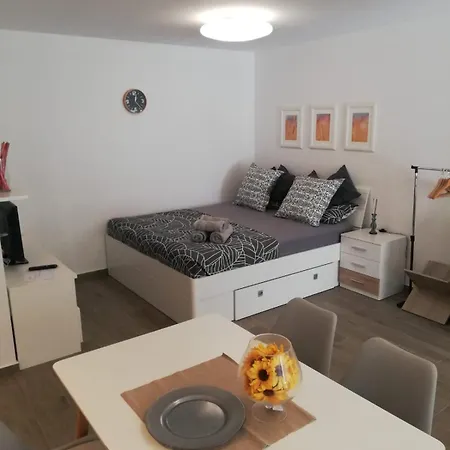 Minerva Apartmán Ližnjan